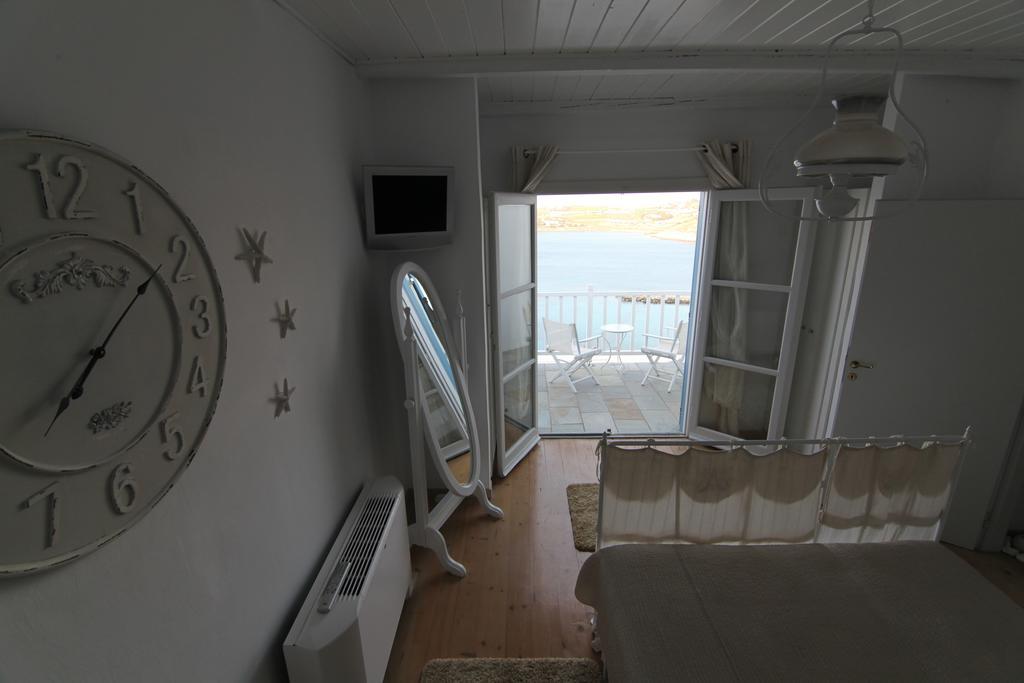 La Vie In Blue Villa Ornos  Room photo